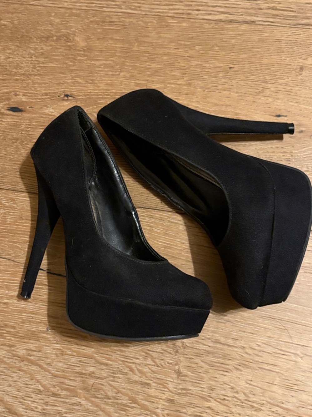 Platform Stiletto Pumps in Black – Women's High Heels